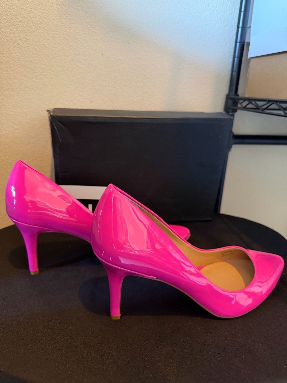 I.N.C. International Concepts 💓 Pink Patent Mid Heel Pumps